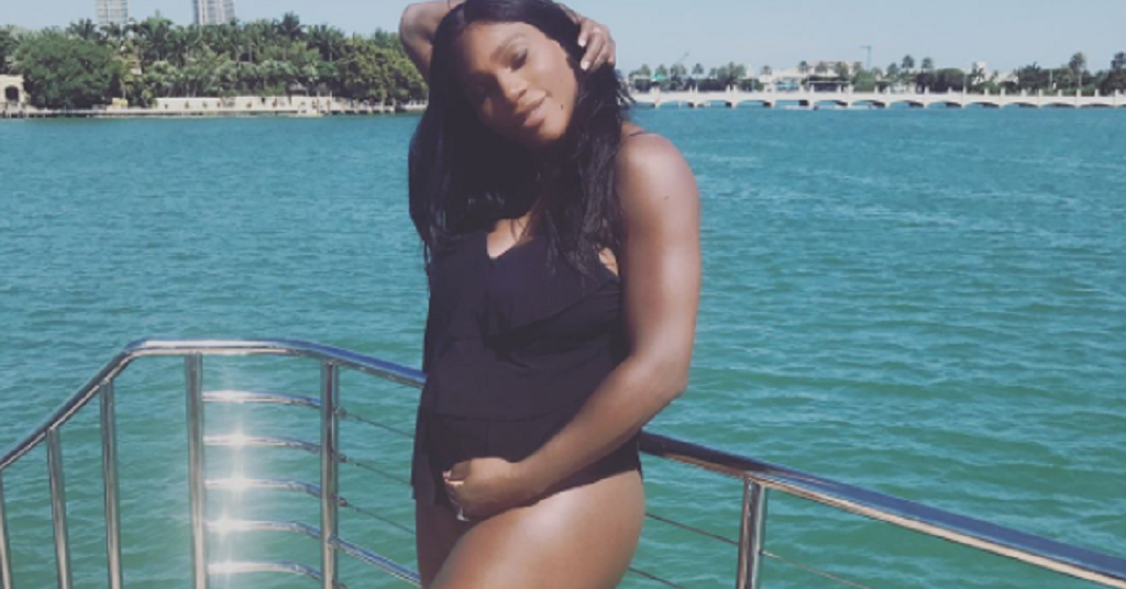 Serena Williams shares 'serene' baby bump photo - 9Honey