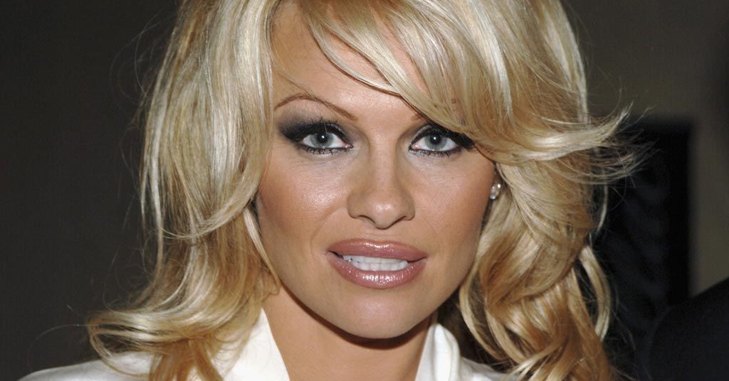 Pamela Anderson has had a makeover | 9Style - 9Honey