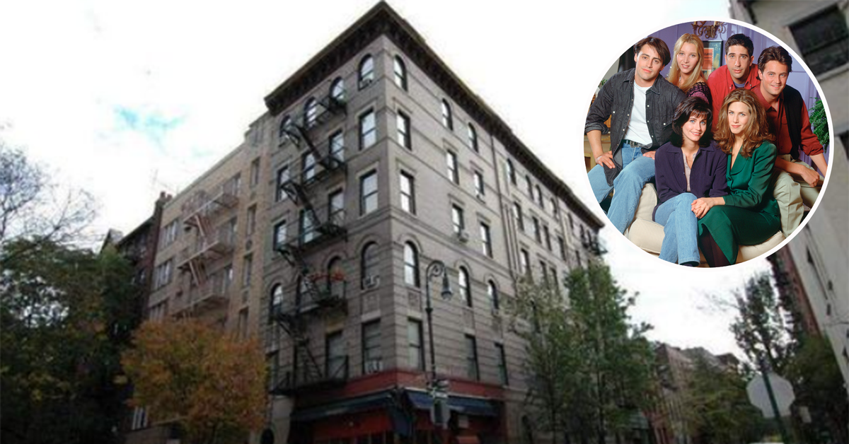Friends' fans engaging in unfriendly behavior at iconic Greenwich Village, New  York City apartment - ABC7 New York