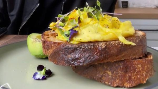 Chef Dan Churchill&#x27;s perfect scrambled eggs 