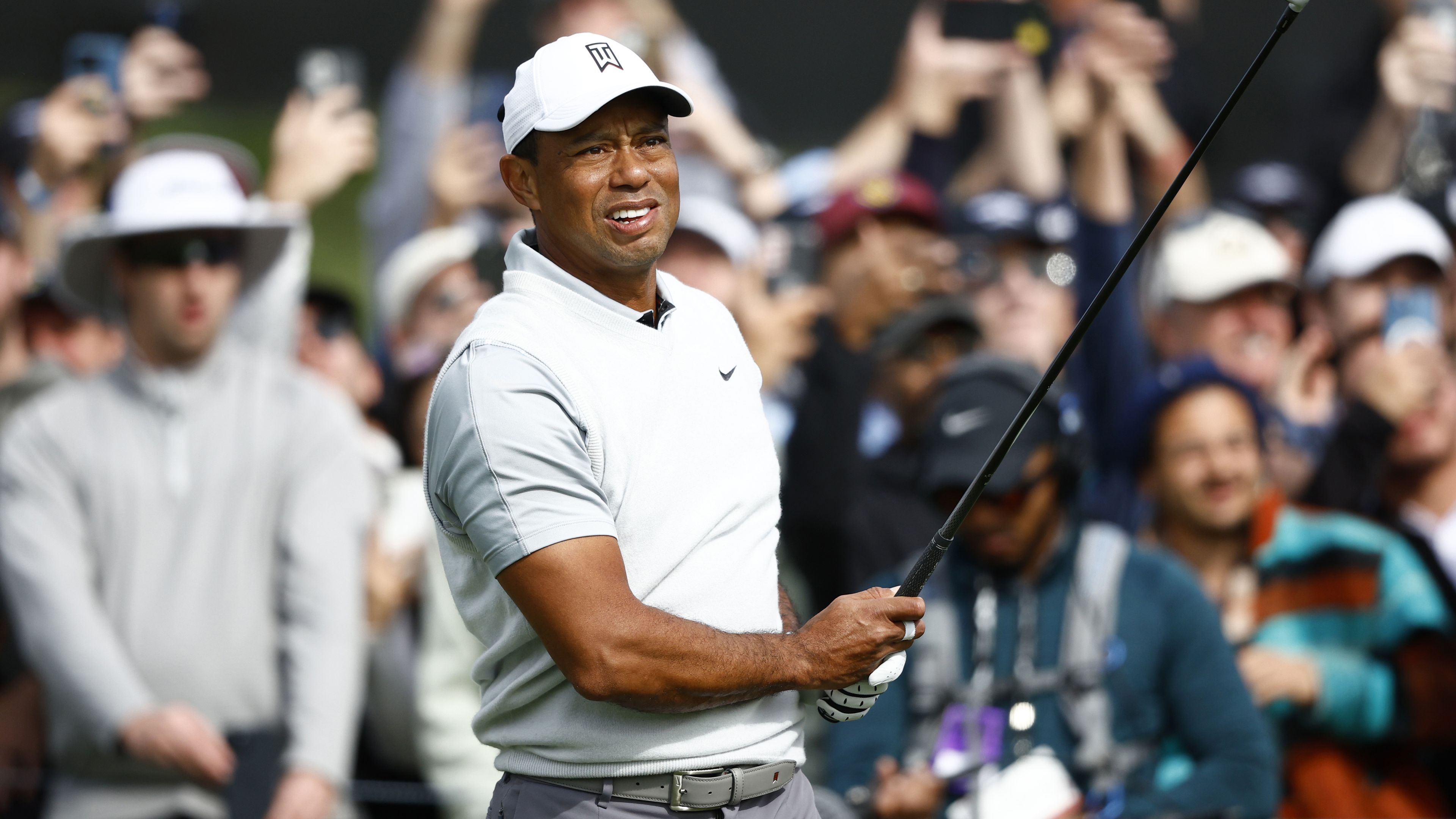 'Mindboggling' Tiger Woods keeps incredible streak rolling during four-under third round