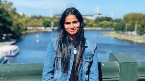 A student has died on board a Qantas flight heading to India.Manpreet Kaur, 24, died before take off on board the ﻿Melbourne to Delhi flight on June 20, Qantas confirmed.