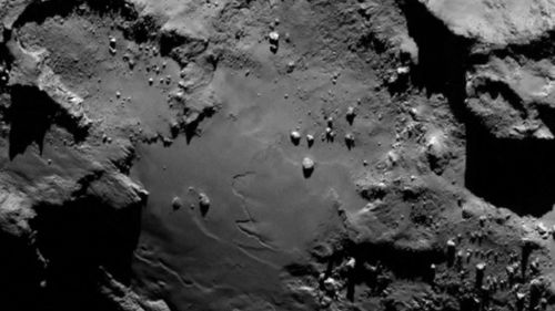 Surface of comet revealed by Rosetta spacecraft