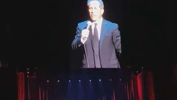 American comic Jerry Seinfeld tackled a heckler who shouted out pro-Palestinian chants at his Sydney show.