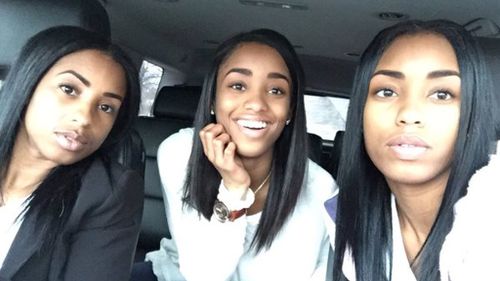 Selfie of identical women ignites Twitter storm