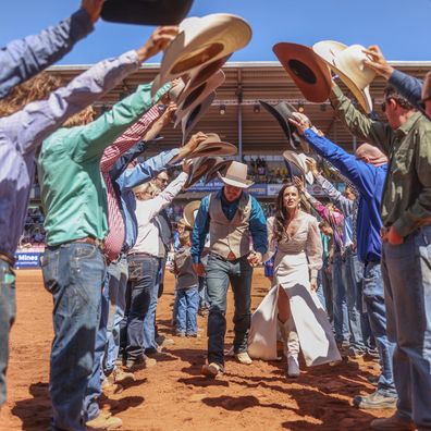 Couple get married at Mount Isa Rodeo
