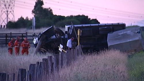 Police are appealing for witnesses following the early morning crash. (9NEWS)