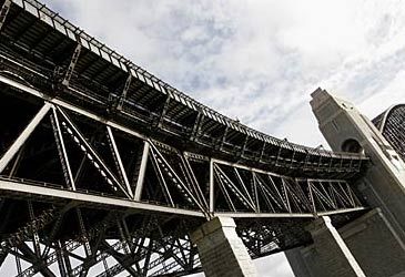 What type of structure is the Sydney Harbour Bridge?