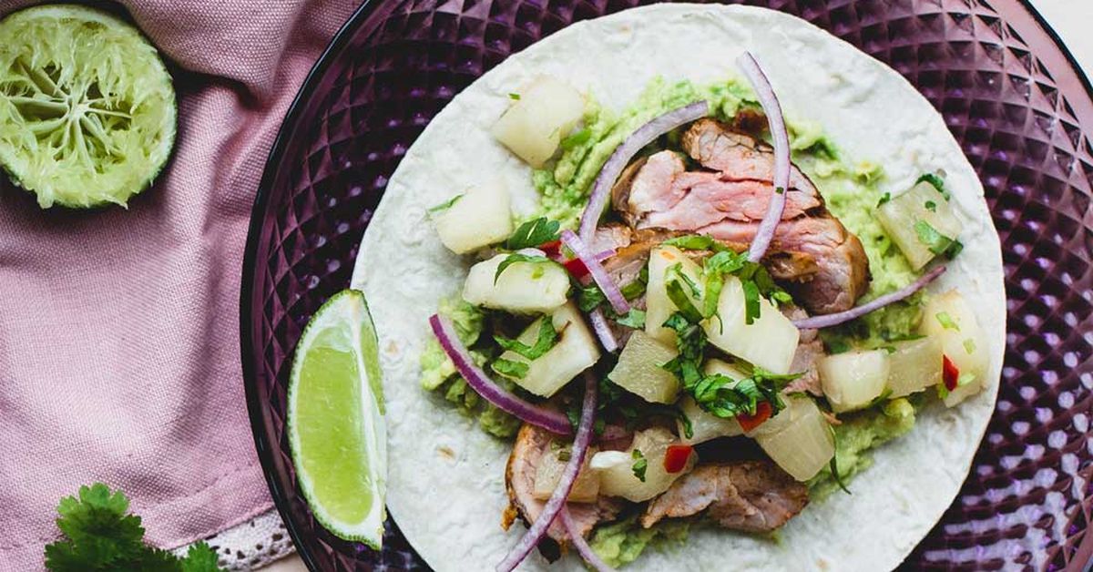 Spicy pork tacos with pineapple salsa - 9Kitchen