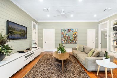 homestead that starred in The Bachelor for sale Arcadia sydney