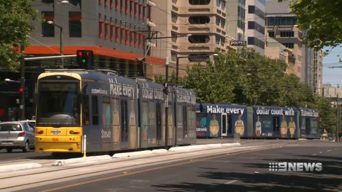 A plan for a right-hand turn for trams on North Terrace has been scrapped.