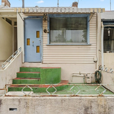 A rundown terrace in Sydney's Balmain quickly sold for over $1 million