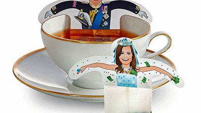 Dunk the royal couple in your royal cuppa!