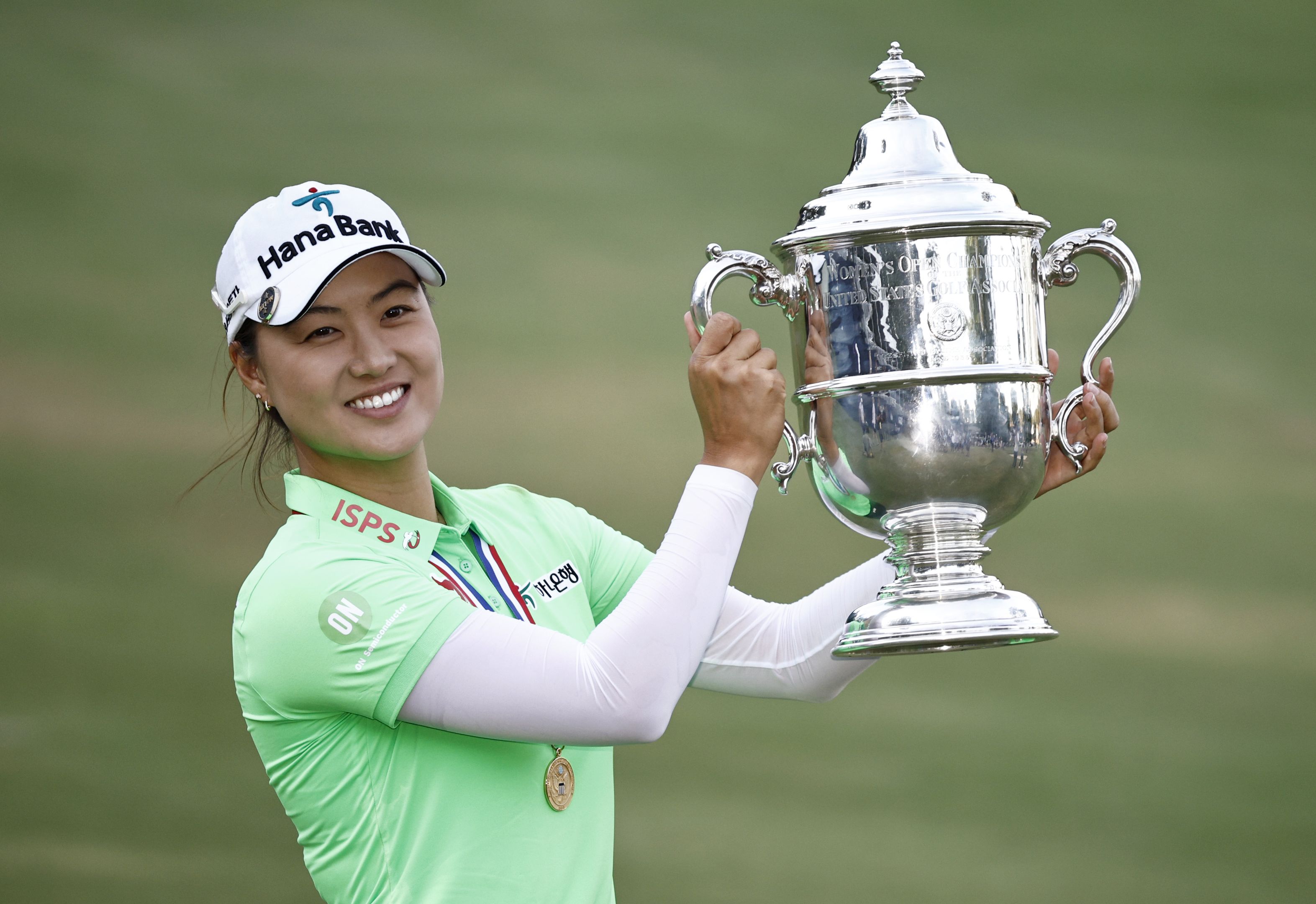Minjee Lee pips brother Min Woo, Cameron Smith to claim record third Greg Norman Medal