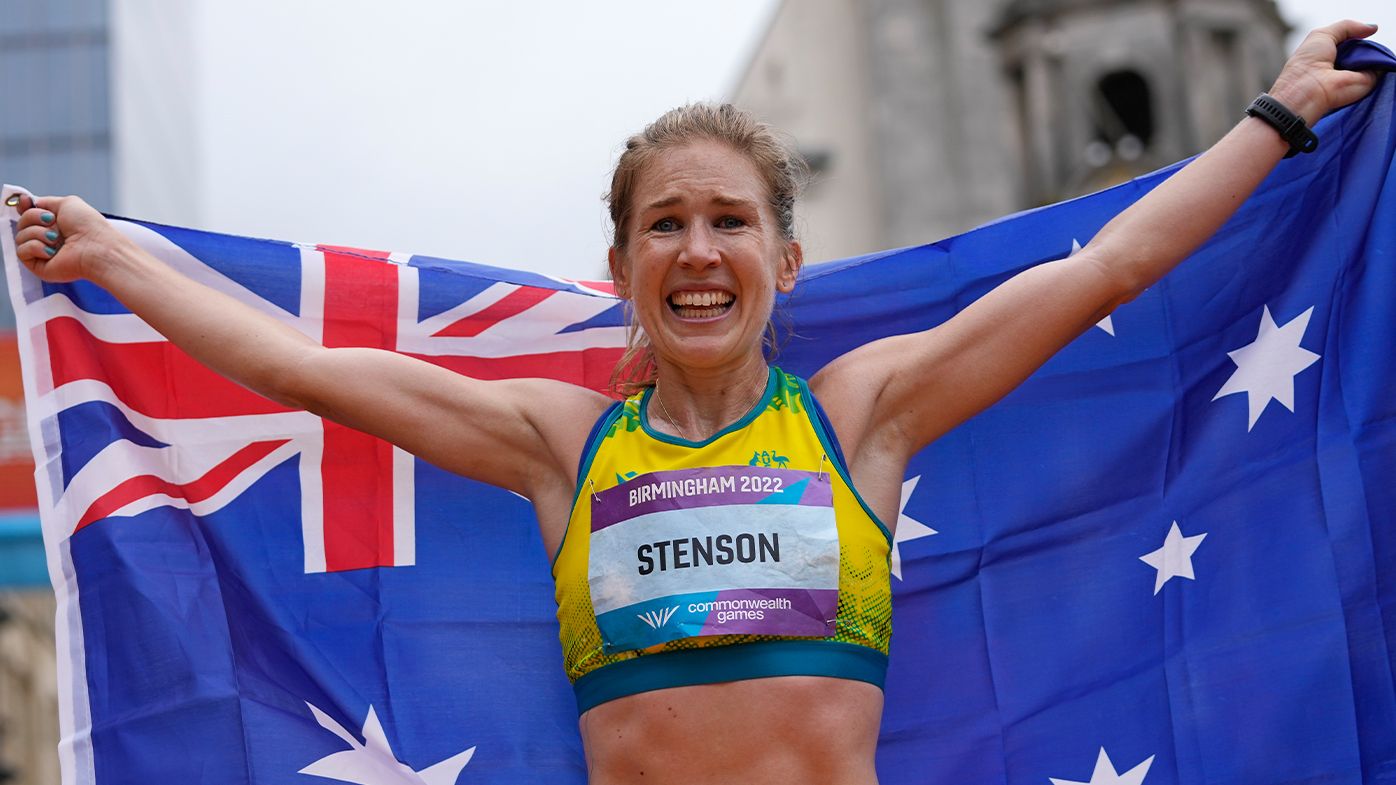 Aussie marathon mum Jessica Stenson storms to Commonwealth Games gold