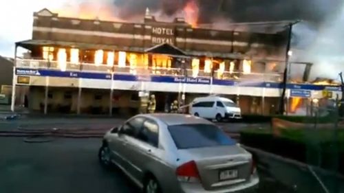 The Royal Hotel moments before it collapsed. (The Chronicle)