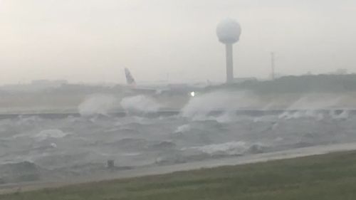 NSW Weather strong winds Airport 