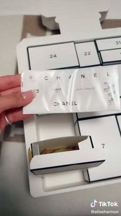 Influencer Elise Harmon filmed herself unboxing the pricey calendar and revealed the rather underwhelming contents.