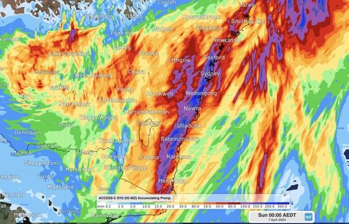 Warnings have been issued for major flooding in Queensland and NSW on Friday night and Saturday as heavy rain continues to inundate parts of eastern Australia.