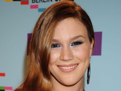 https://www.facebook.com/jossstone/videos/464636508231761