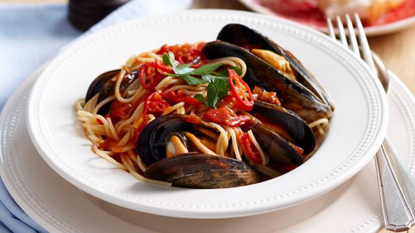 Spaghetti and mussels for $10