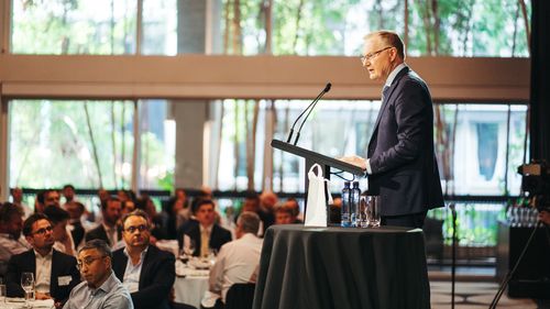 Il governatore della Reserve Bank of Australia Philip Lowe pronuncia il suo discorso finale 