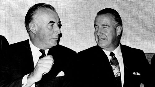 Spiro Agnew, Avustralyalı muhalefet lideri Gough Whitlam ile.