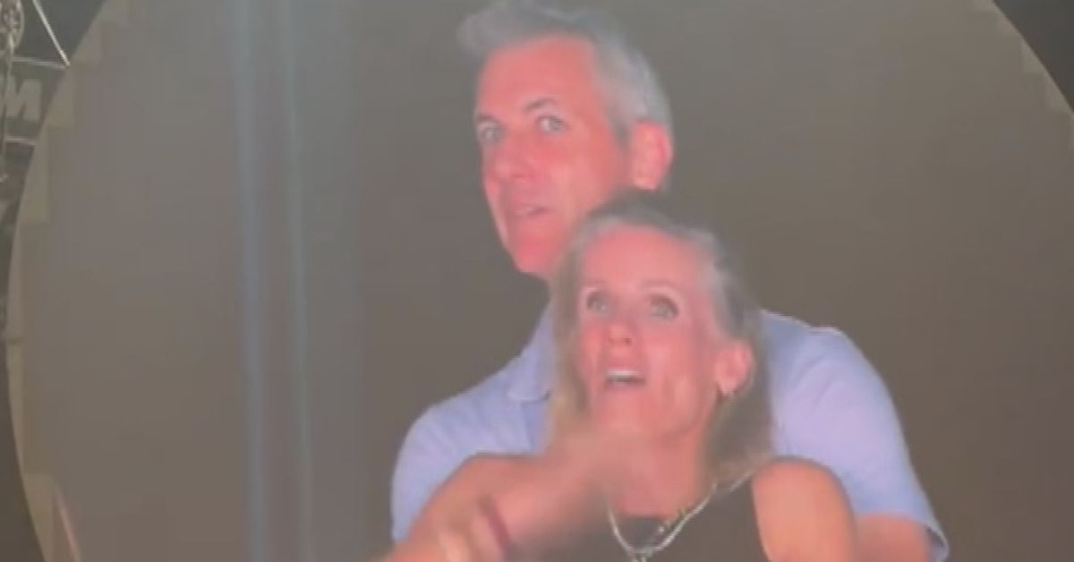 Disaster strikes couple at Coldplay concert: 'They're having an affair'