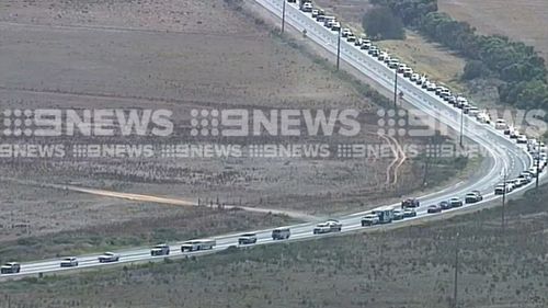 The motorists are trying to get home to Adelaide after the Easter long weekend. (9NEWS)