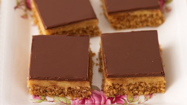 Caramel chocolate slice