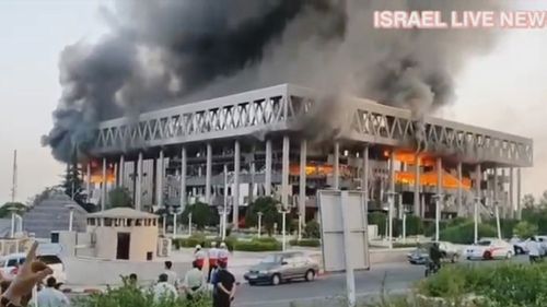 İsrail, İran'ın nükleer programını yıllar geriye ittiğini iddia etti.