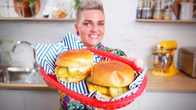 Jane de Graaff's ultimate cheeseburger at home