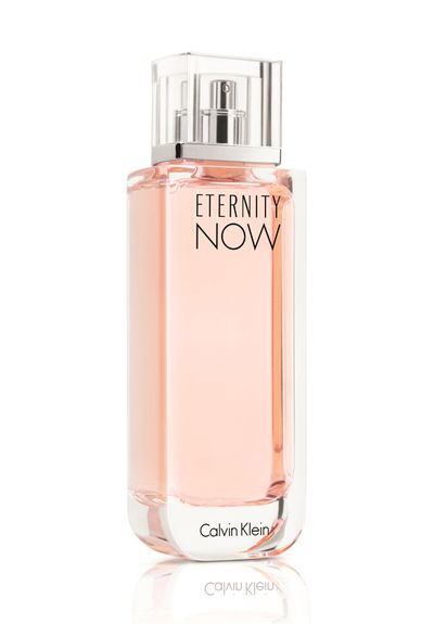 A lively floral, peony is infused with nectarine, peach blossom and neroli.<br>