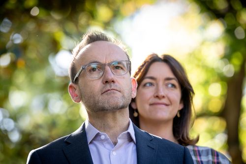 Adam Bandt, Leader of the Australian Greens and  Steph Hodgins-May, Greens Senator for Victoria updating the media on the likelihood that they will hold the balance of power in the Senate following Saturdays Federal Election.  They were in the Treasury Gardens, Melbourne. The Age. Picture:  Penny Stephens. Monday 5th May 2025