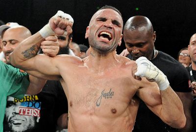 The result means Mundine is the mandatory challenger for Mayweather. (AAP)