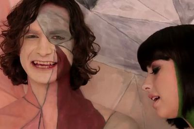 Gotye had a stellar year, thanks to his hit single ‘Somebody That I Used To Know’ (featuring Kimbra), the most-downloaded Australian single on iTunes in 2011. In November, the Melbourne-based singer-songwriter capped it all off with Aria wins for Single of the Year, Best Pop Release and Best Male Artist.