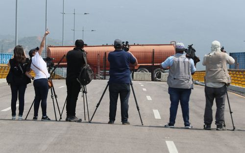 Venezuela bridge blockaded