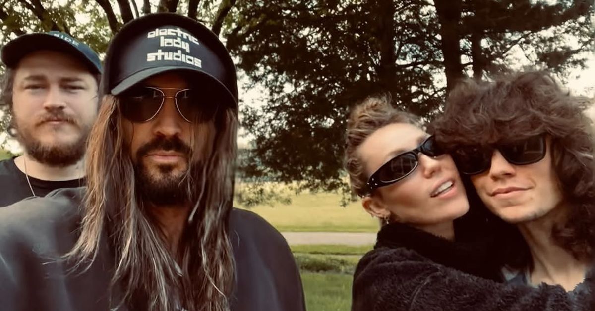 Billy Ray Cyrus shares rare photo with daughter Miley amid rumoured family rift