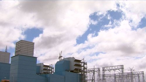 A November heatwave combined with the failure of two power plants in the Latrobe Valley has drained the state's energy reserves. (9NEWS)