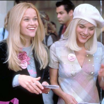 Reese Witherspoon marks Legally Blonde's 20th anniversary with never-before-seen photos.