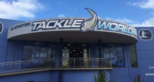 Tackleworld in Peth is closing its last branch.