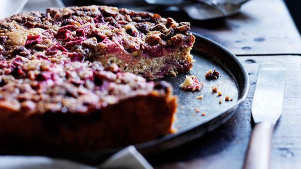 Rhubarb buckle