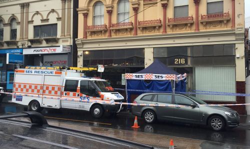 A handcuffed man has died in police custody at a bar in Melbourne's south-east.