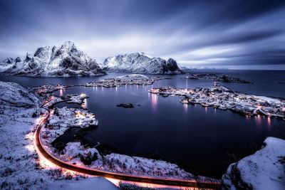 <strong>Reine Blue Hour</strong>