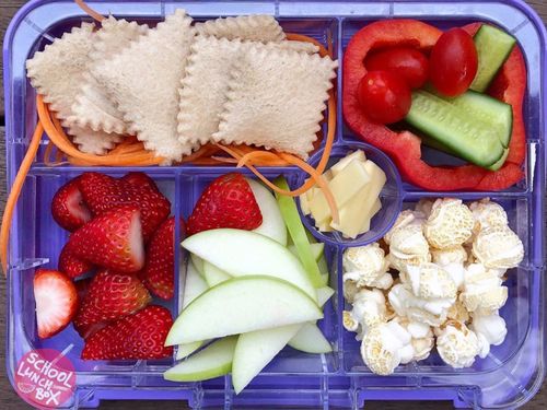 The Geelong father has gone viral for his creative lunches, and it's easy to see why!