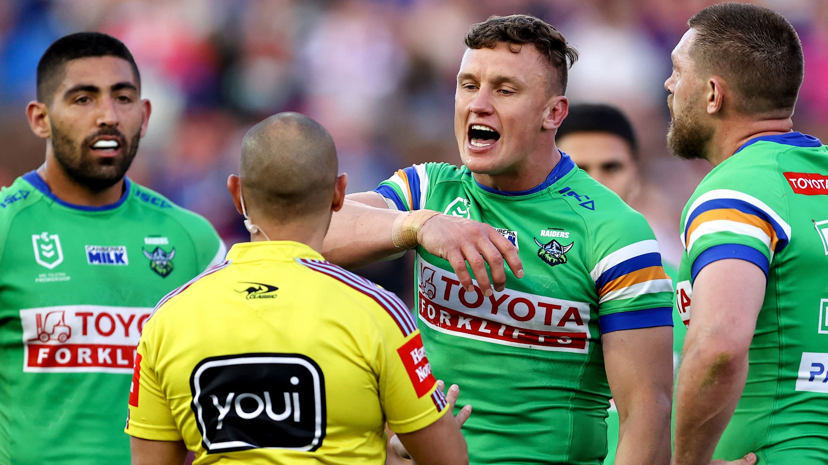 NEWCASTLE, AUSTRALIA - SEPTEMBER 10: Jack Wighton of the Raiders speaks with referee Ashley Klein during the NRL Elimination Final match between Newcastle Knights and Canberra Raiders at McDonald Jones Stadium on September 10, 2023 in Newcastle, Australia. (Photo by Brendon Thorne/Getty Images)