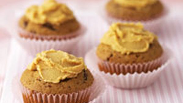 Peanut butter cup cakes