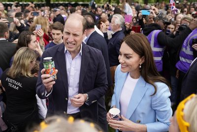 William and Kate mingle with supporters
