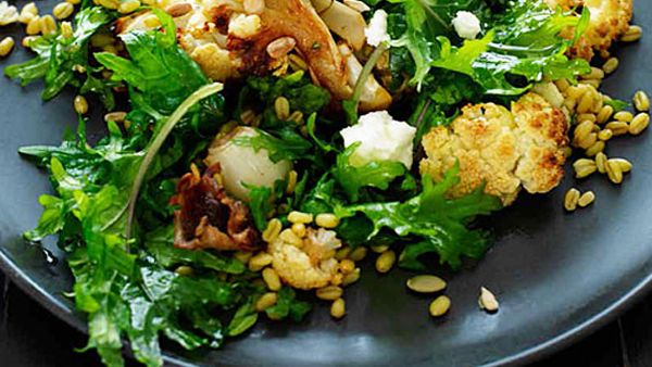 Cauliflower, freekah and goat's cheese salad