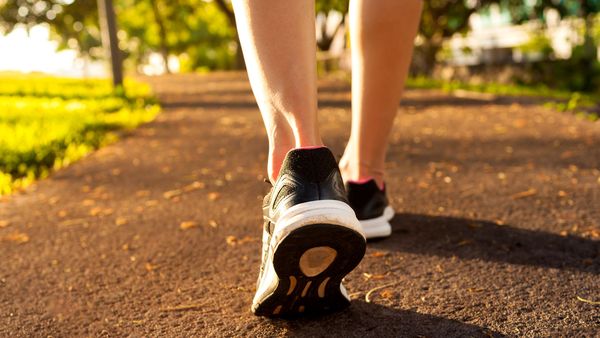 A brisk 10-minute walk at least once a day as good at 10,000 steps - 9Coach